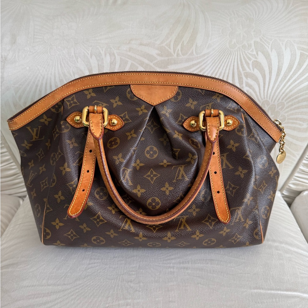 Louis Vuitton Brown Shoulder Bag with Monogram and Leather Trim